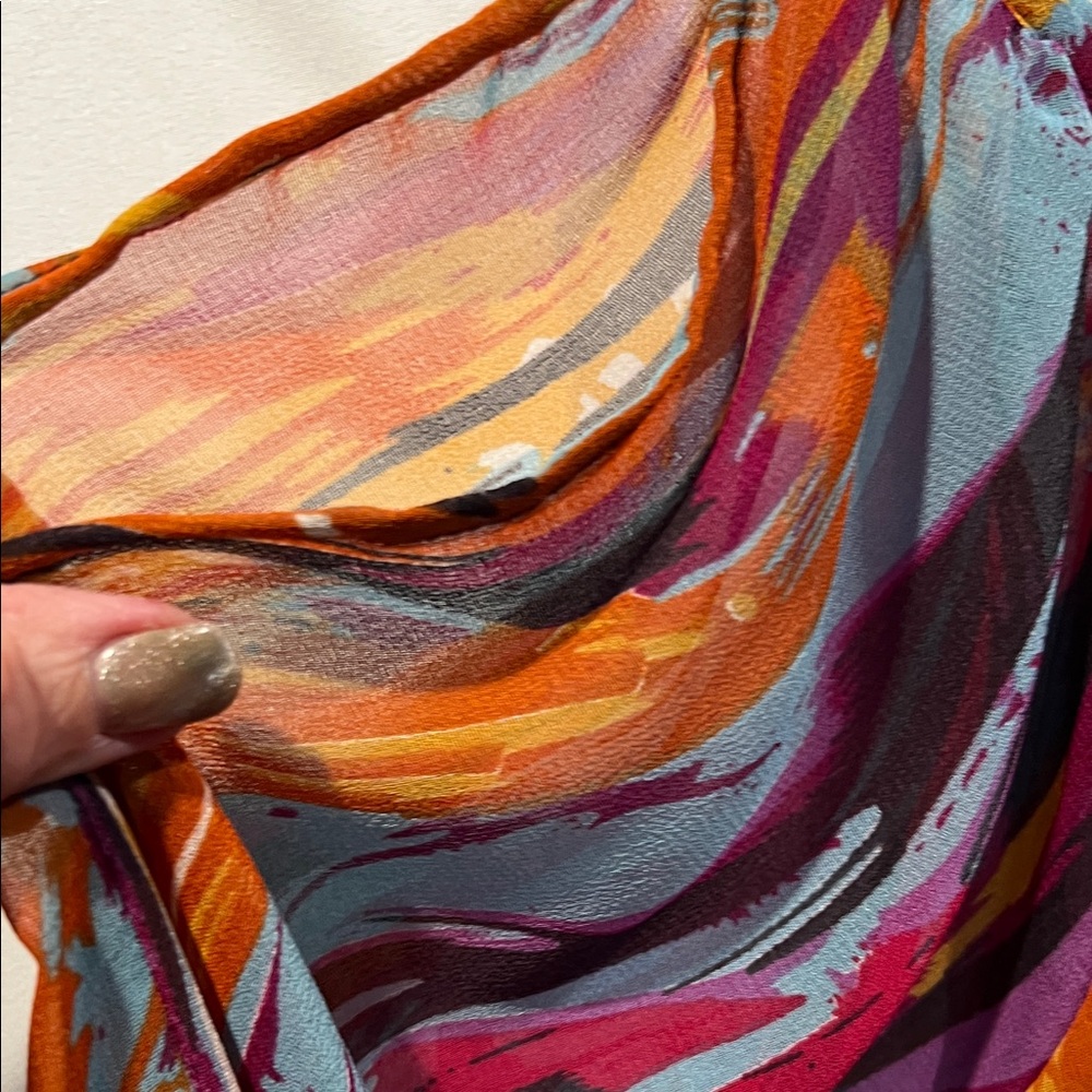 Angie Multicolor Abstract Blouse - Picture 2 of 6